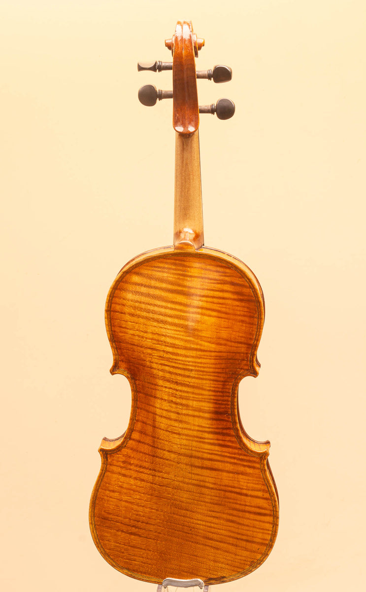 €2000 to €3000 Lyons Violins