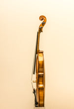 Load image into Gallery viewer, Hungarian violin - Lyons Violins
